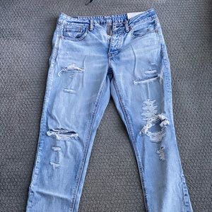 AE Tomboy jeans